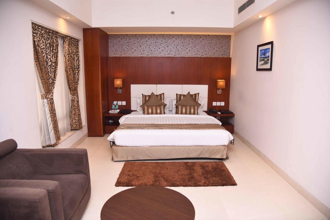Celesta - Kolkata Calcutá Exterior foto